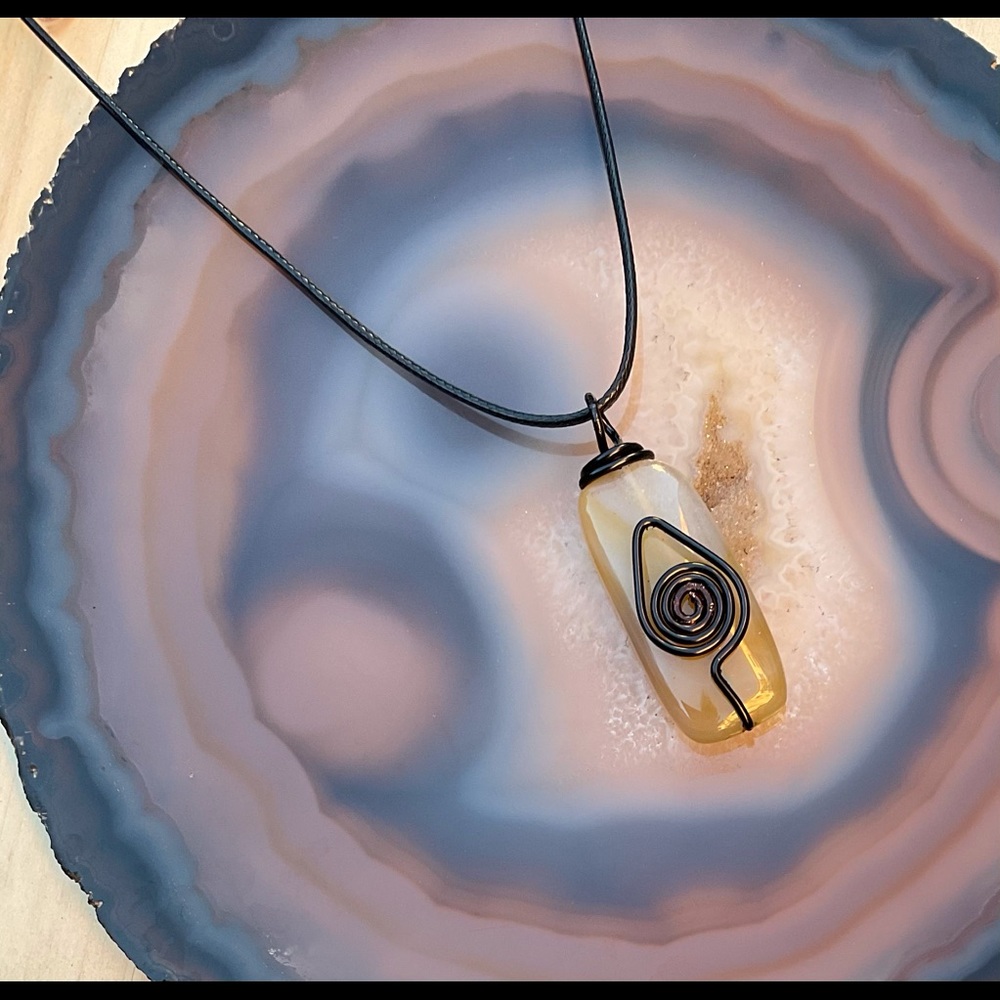 agate gemstone necklace wire wrapped Handmade healing crystal jewelry unisex